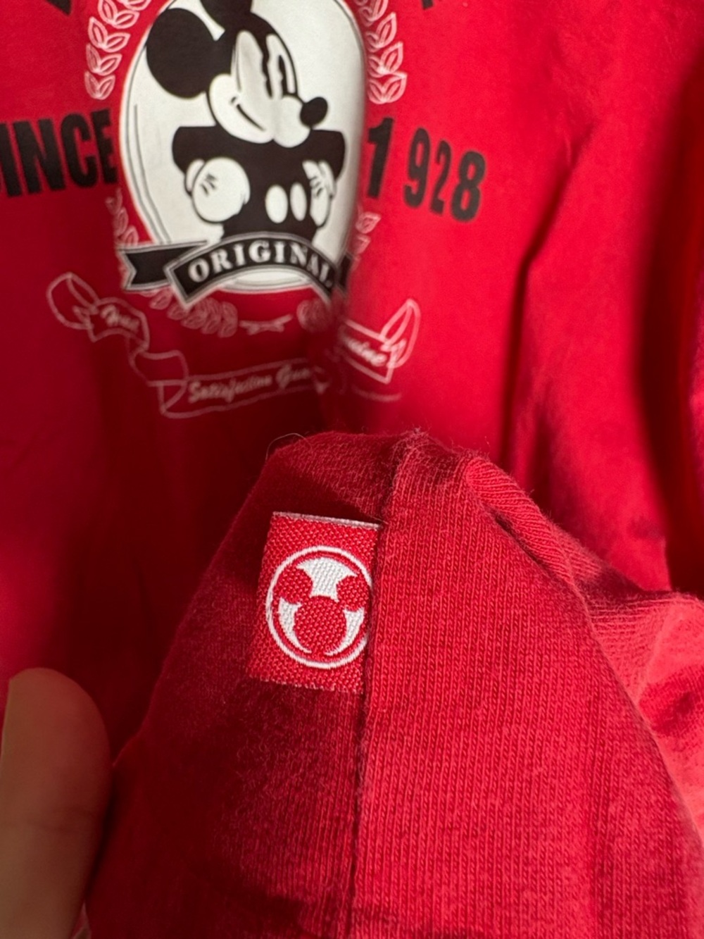Disney Store - Authentic Mickey Mouse "Since 1928" - Red Long Sleeve - mens XL - Picture 4 of 6